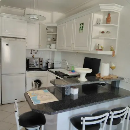 Irina Apartment *